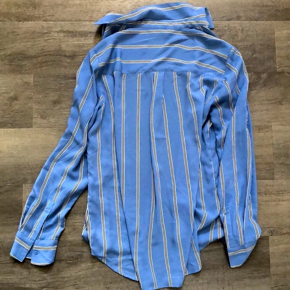 Philosophy Collared Blouse - Picture 4 of 7